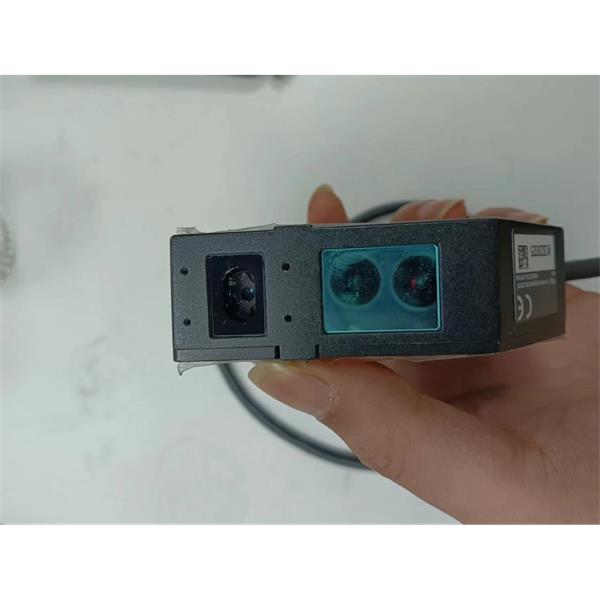 KEYENCE基恩士LK-G3000系列高速高精度CCD激光位移傳感器感測(cè)頭LK-G405